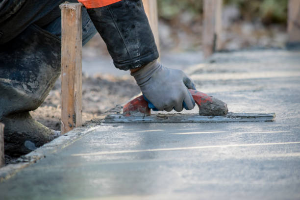 Best Concrete Driveway Installation  in Paramount, CA